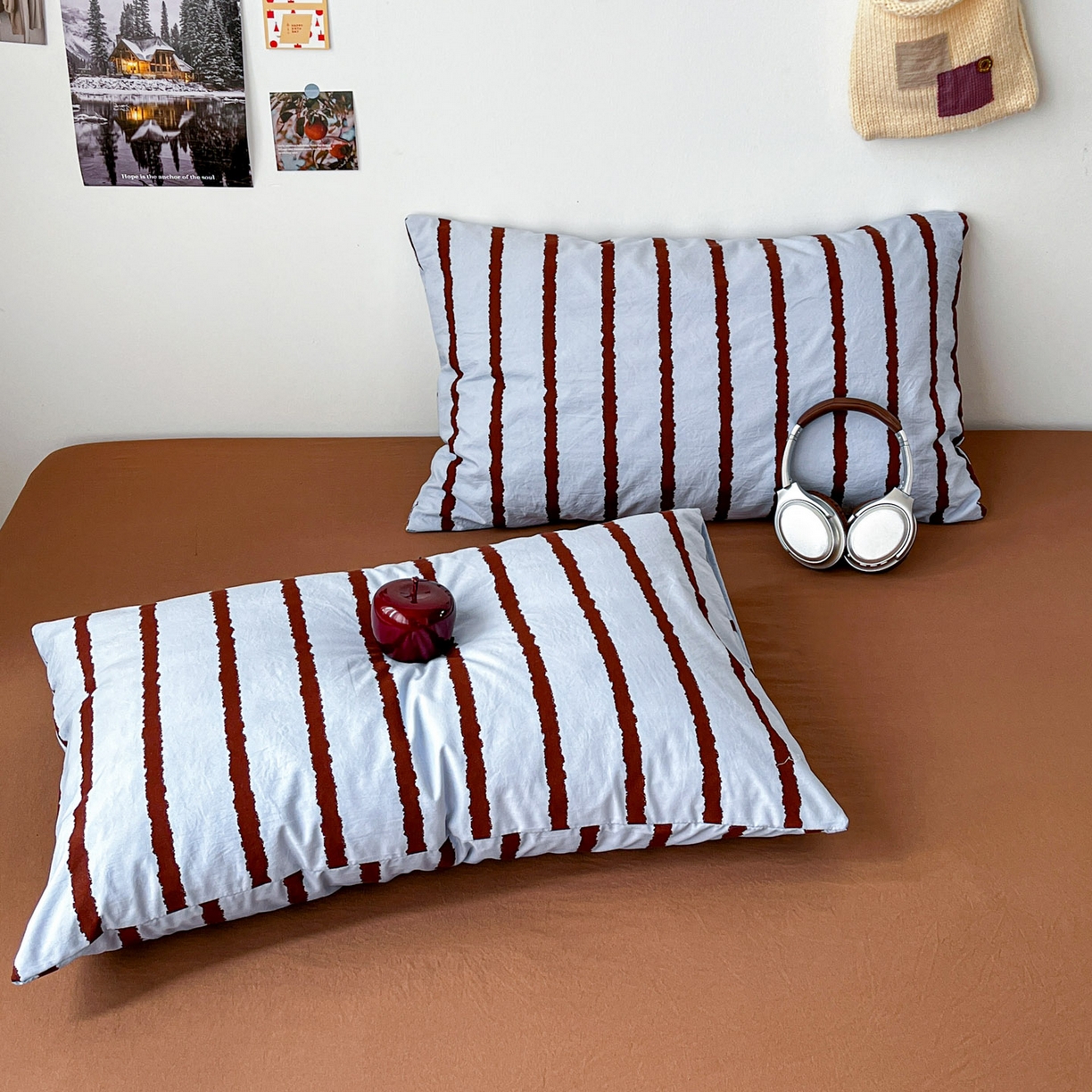 91家纺网 家纺一手货源 找家纺 （总）逸林家纺《原希尔顿逸林》 2026新款简约印花古法水洗棉三件套拼色床单款学生三件套条纹被套单品三件套