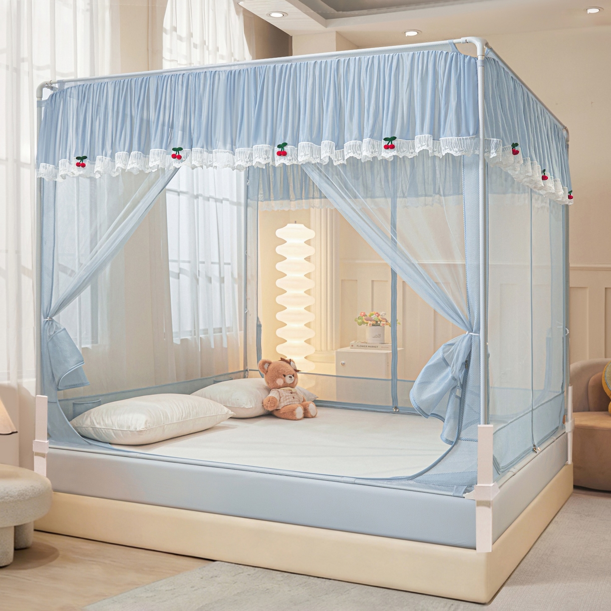 91家纺网 家纺一手货源 找家纺 （总）雪姿家纺 2026新款T+U型刺绣花边床笠回底款三开门外穿坐床蚊帐-坐床樱桃