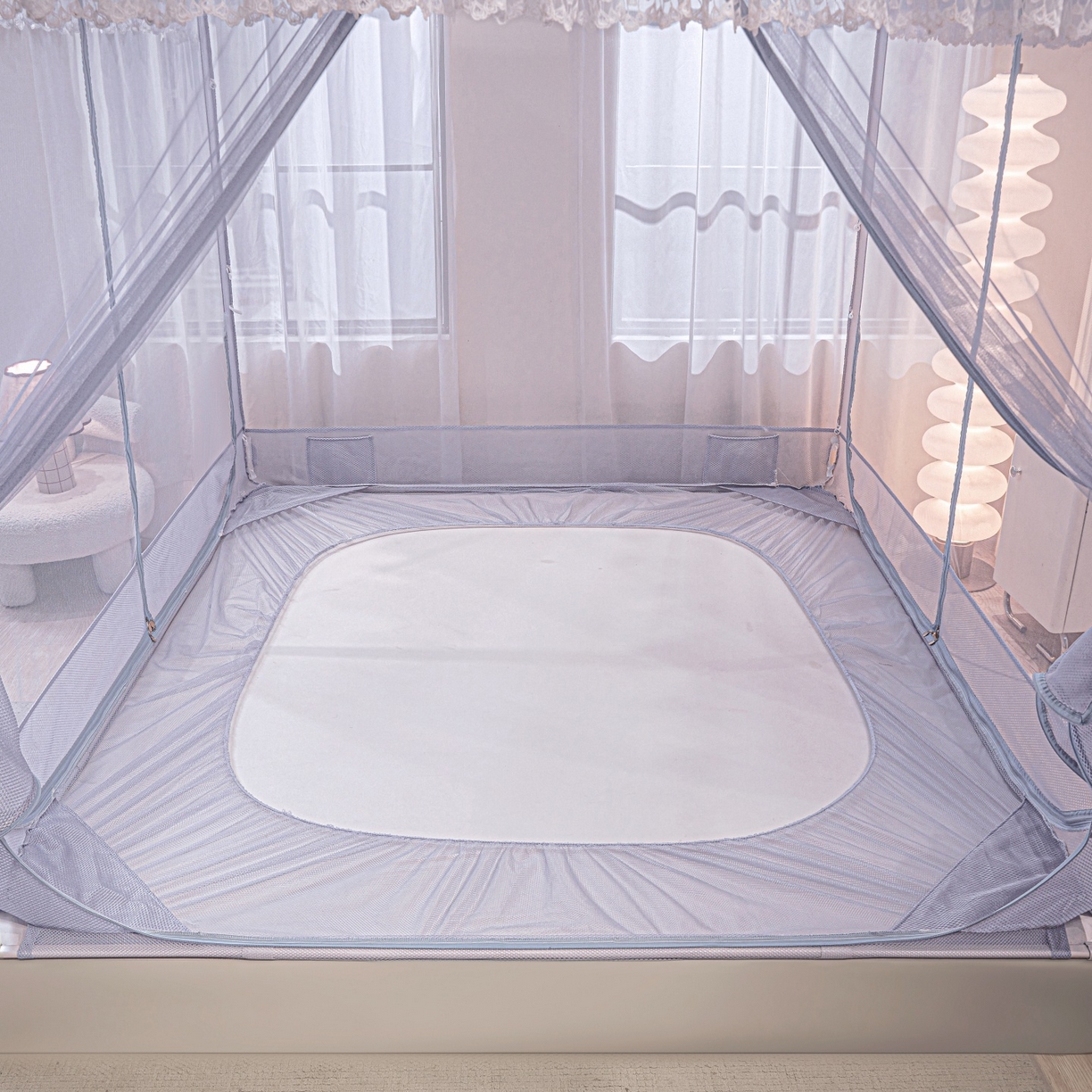 91家纺网 家纺一手货源 找家纺 雪姿家纺 2026新款T+U型刺绣花边床笠回底款三开门外穿坐床蚊帐-坐床樱桃 刺绣花边樱桃-烟岚紫灰