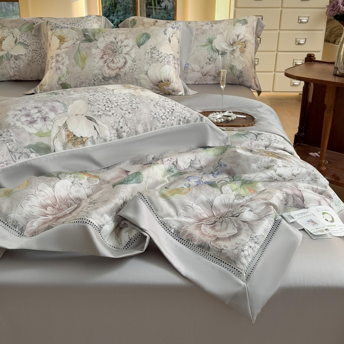 91家纺网 家纺一手货源 找家纺 娇逸家居 2026新款60s天丝数码印花夏被夏凉被空调被四件套 浮漫-灰