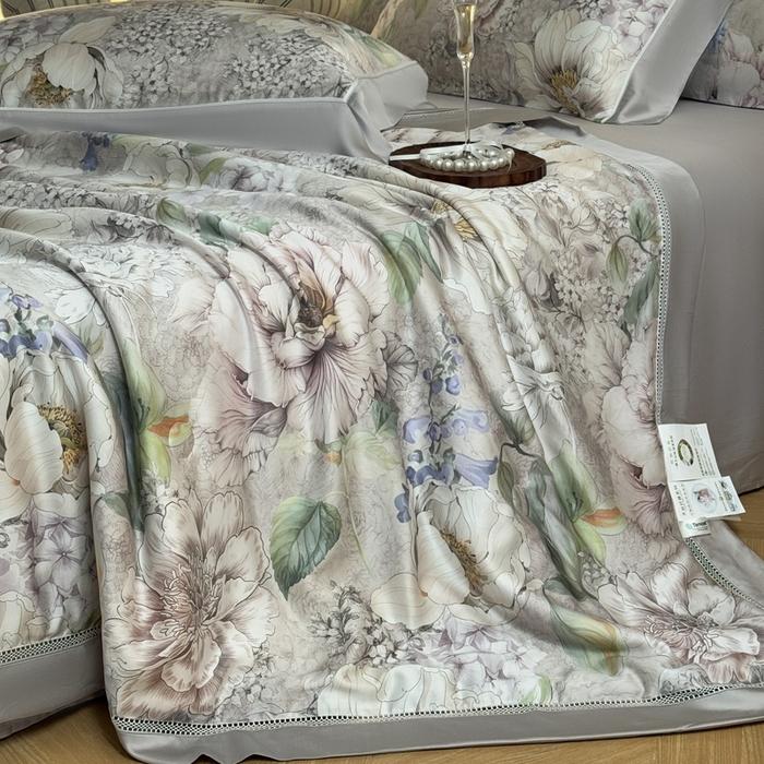 91家纺网 家纺一手货源 找家纺 娇逸家居 2026新款60s天丝数码印花夏被夏凉被空调被四件套 浮漫-灰