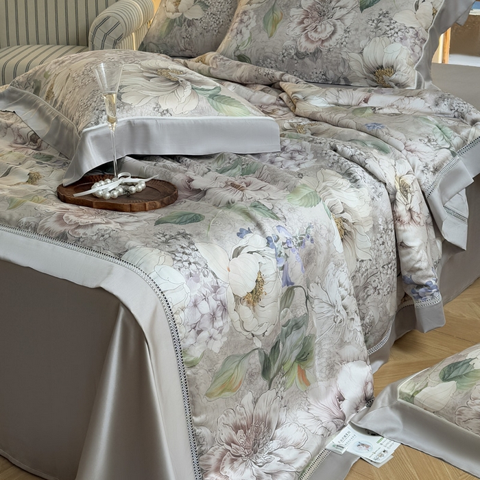 91家纺网 家纺一手货源 找家纺 娇逸家居 2026新款60s天丝数码印花夏被夏凉被空调被四件套 浮漫-灰