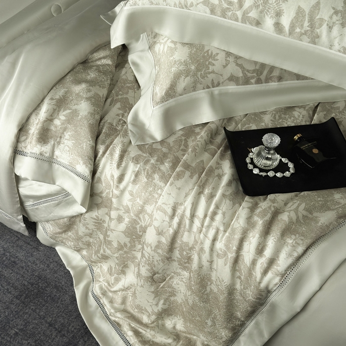 91家纺网 家纺一手货源 找家纺 娇逸家居 2026新款60s天丝数码印花夏被夏凉被空调被四件套 林兮