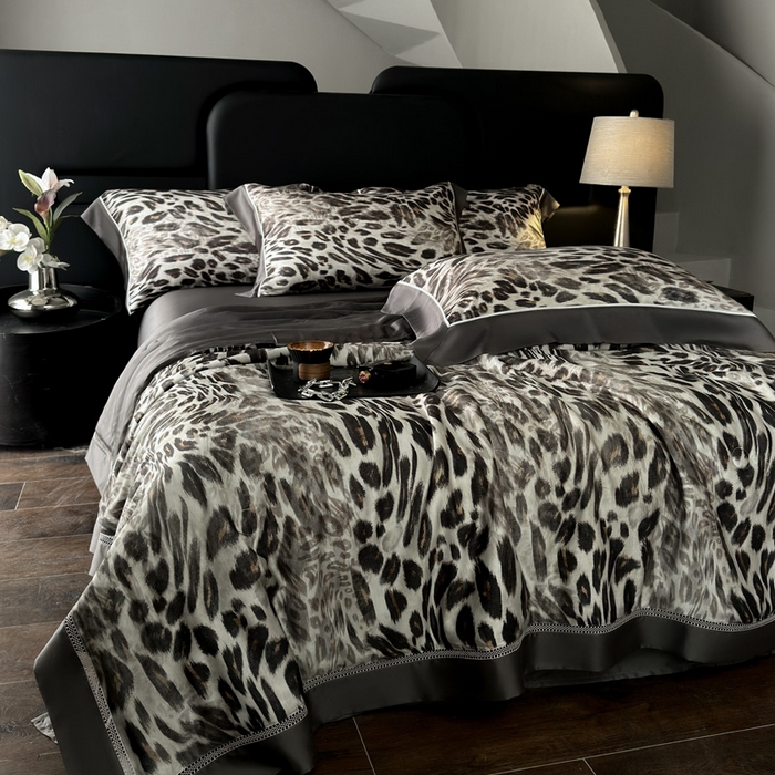 91家纺网 家纺一手货源 找家纺 娇逸家居 2026新款60s天丝数码印花夏被夏凉被空调被四件套 伶野