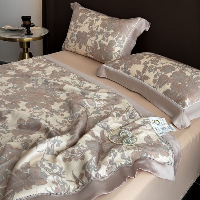 91家纺网 家纺一手货源 找家纺 娇逸家居 2026新款60s天丝数码印花夏被夏凉被空调被四件套 龄茵