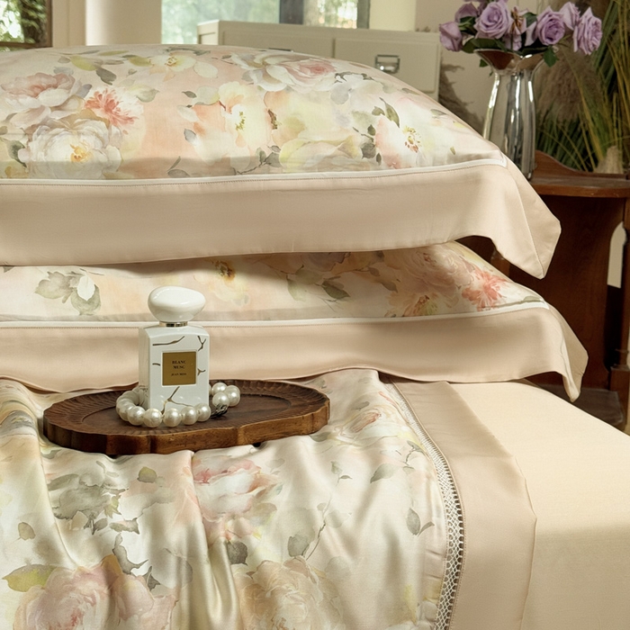 91家纺网 家纺一手货源 找家纺 娇逸家居 2026新款60s天丝数码印花夏被夏凉被空调被四件套 洛神