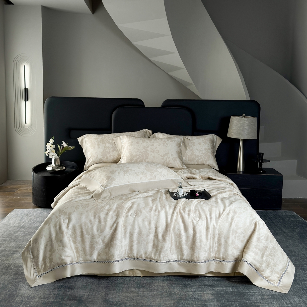 91家纺网 家纺一手货源 找家纺 娇逸家居 2026新款60s天丝数码印花夏被夏凉被空调被四件套 骆雪