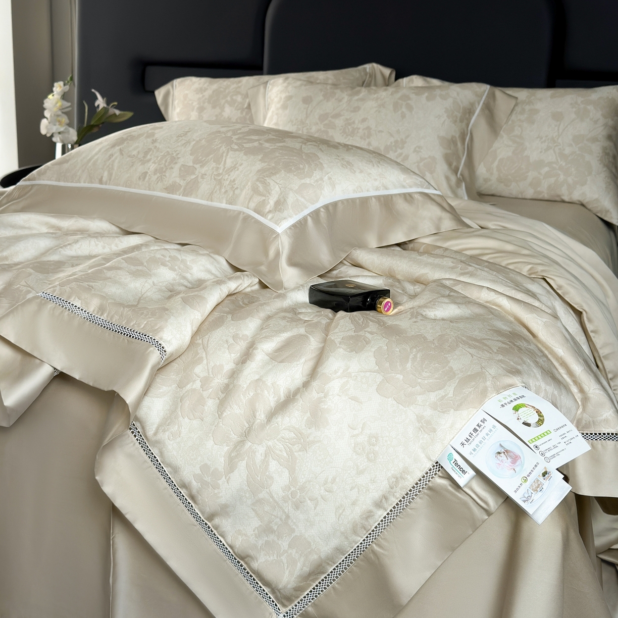 91家纺网 家纺一手货源 找家纺 娇逸家居 2026新款60s天丝数码印花夏被夏凉被空调被四件套 骆雪