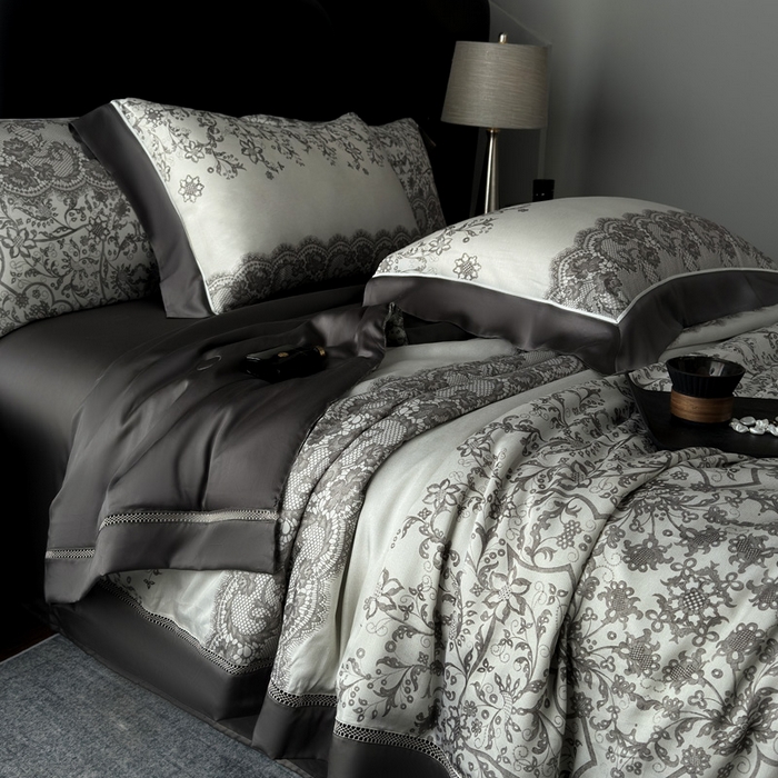 91家纺网 家纺一手货源 找家纺 娇逸家居 2026新款60s天丝数码印花夏被夏凉被空调被四件套 迷颖-咖