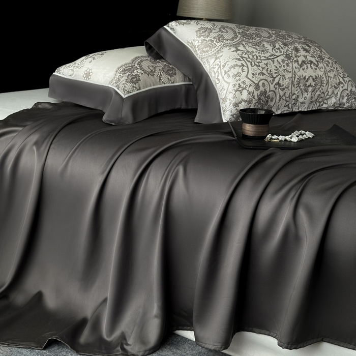 91家纺网 家纺一手货源 找家纺 娇逸家居 2026新款60s天丝数码印花夏被夏凉被空调被四件套 迷颖-咖