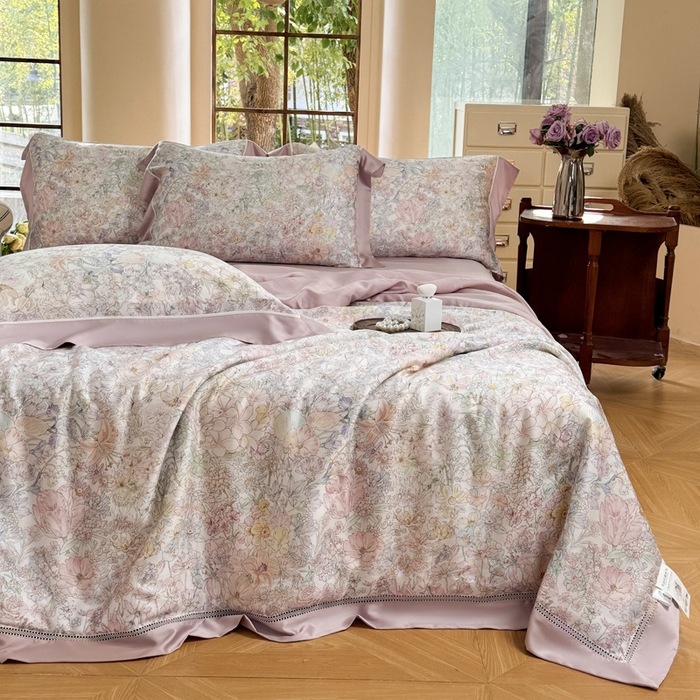 91家纺网 家纺一手货源 找家纺 娇逸家居 2026新款60s天丝数码印花夏被夏凉被空调被四件套 妙颜-粉