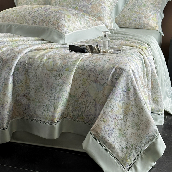 91家纺网 家纺一手货源 找家纺 娇逸家居 2026新款60s天丝数码印花夏被夏凉被空调被四件套 妙颜-绿