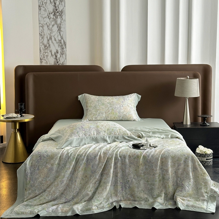 91家纺网 家纺一手货源 找家纺 娇逸家居 2026新款60s天丝数码印花夏被夏凉被空调被四件套 妙颜-绿