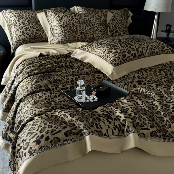 91家纺网 家纺一手货源 找家纺 娇逸家居 2026新款60s天丝数码印花夏被夏凉被空调被四件套 野趣-咖