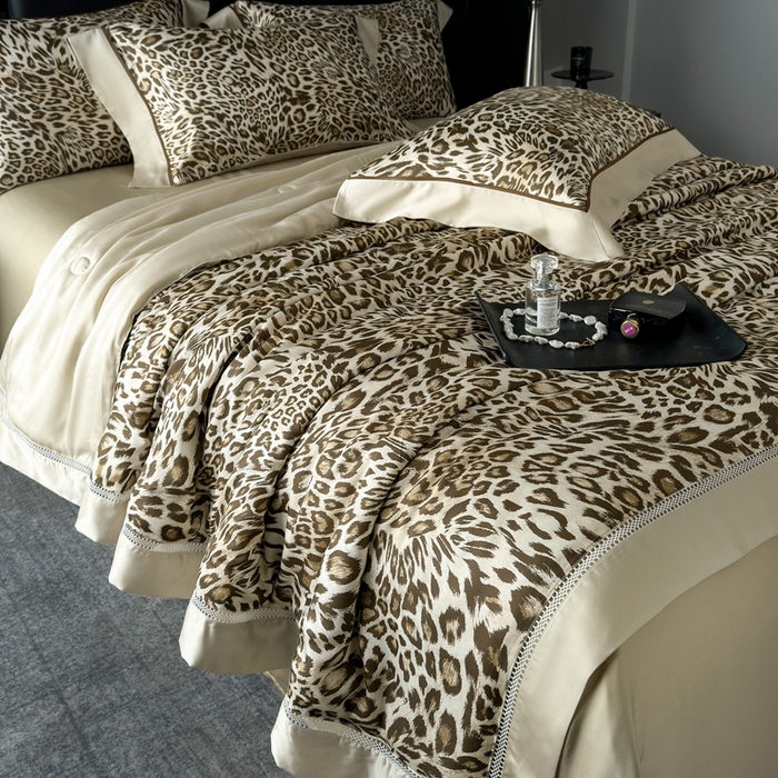 91家纺网 家纺一手货源 找家纺 娇逸家居 2026新款60s天丝数码印花夏被夏凉被空调被四件套 野趣-米