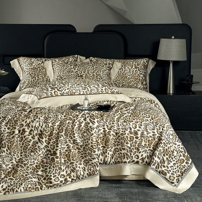 91家纺网 家纺一手货源 找家纺 娇逸家居 2026新款60s天丝数码印花夏被夏凉被空调被四件套 野趣-米