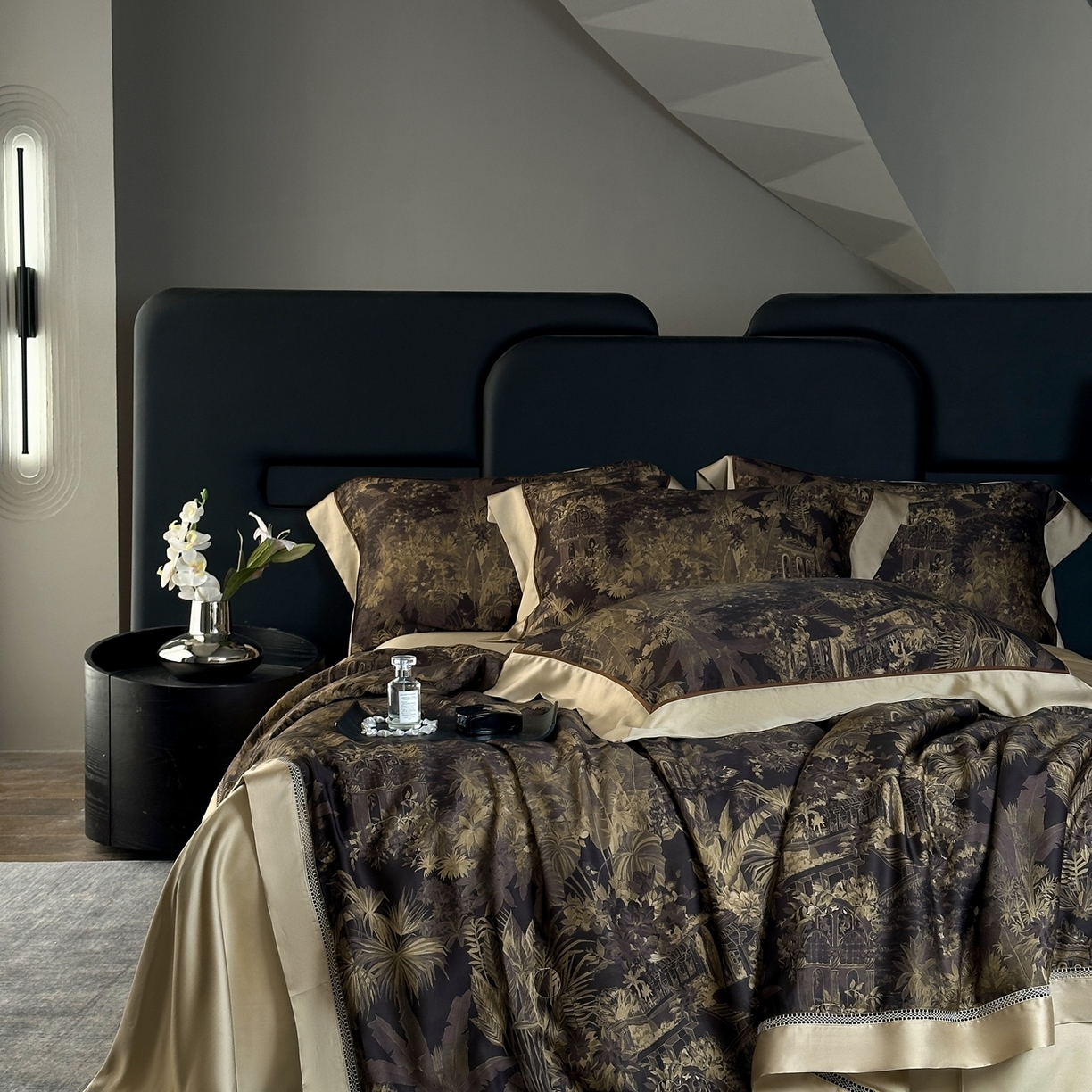 91家纺网 家纺一手货源 找家纺 娇逸家居 2026新款60s天丝数码印花夏被夏凉被空调被四件套 夜阑