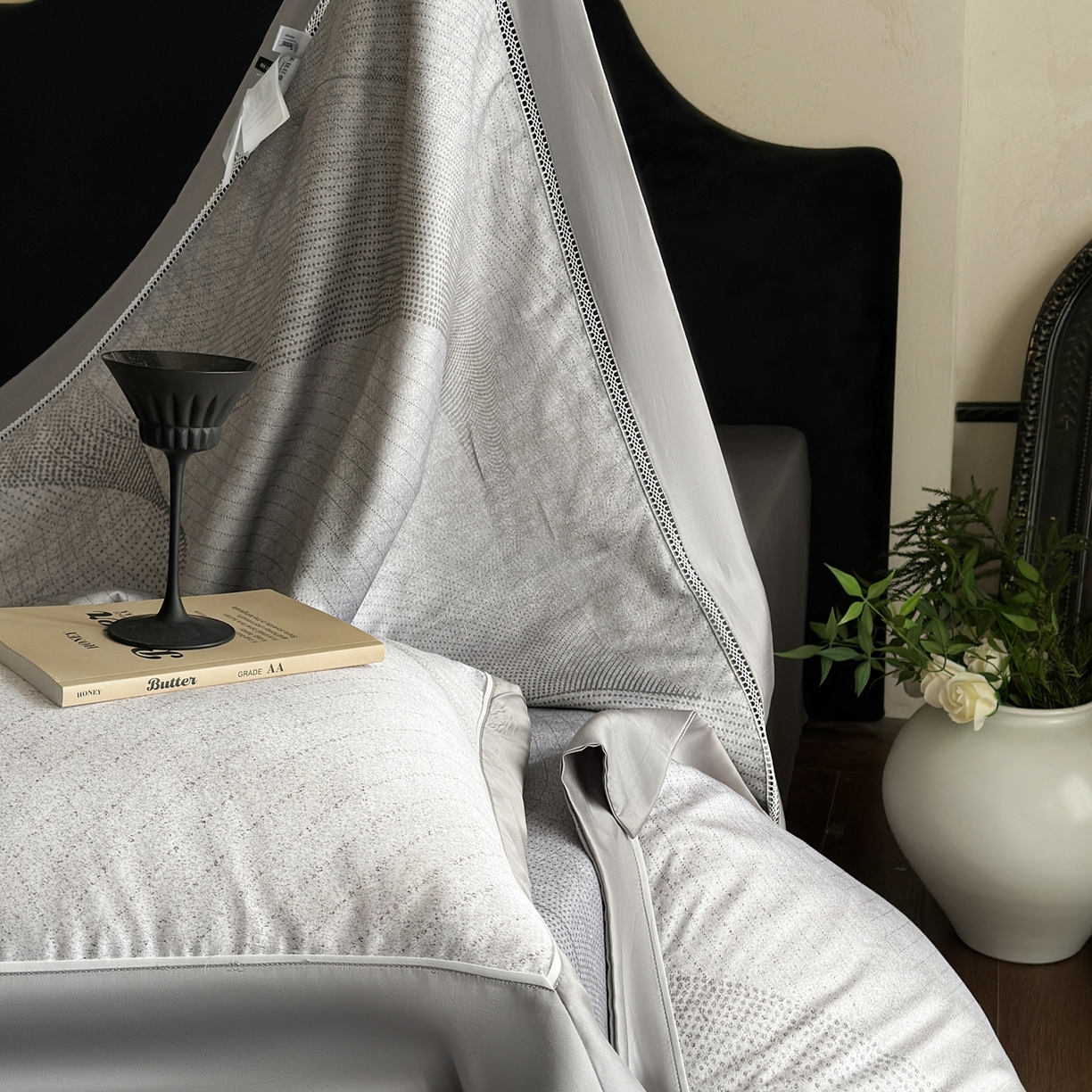 91家纺网 家纺一手货源 找家纺 娇逸家居 2026新款60s天丝数码印花夏被夏凉被空调被四件套 幻影