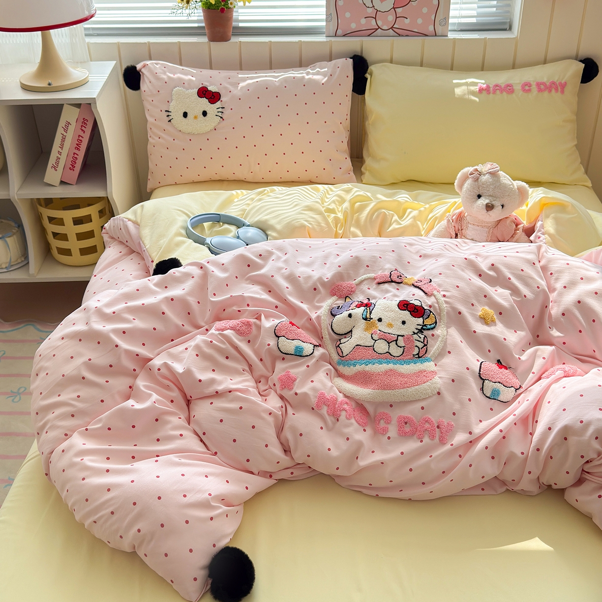 91家纺网 家纺一手货源 找家纺 （总）优选 2026新款小红书热款毛球混搭风毛巾绣床上用品四件套韩版学生三件套