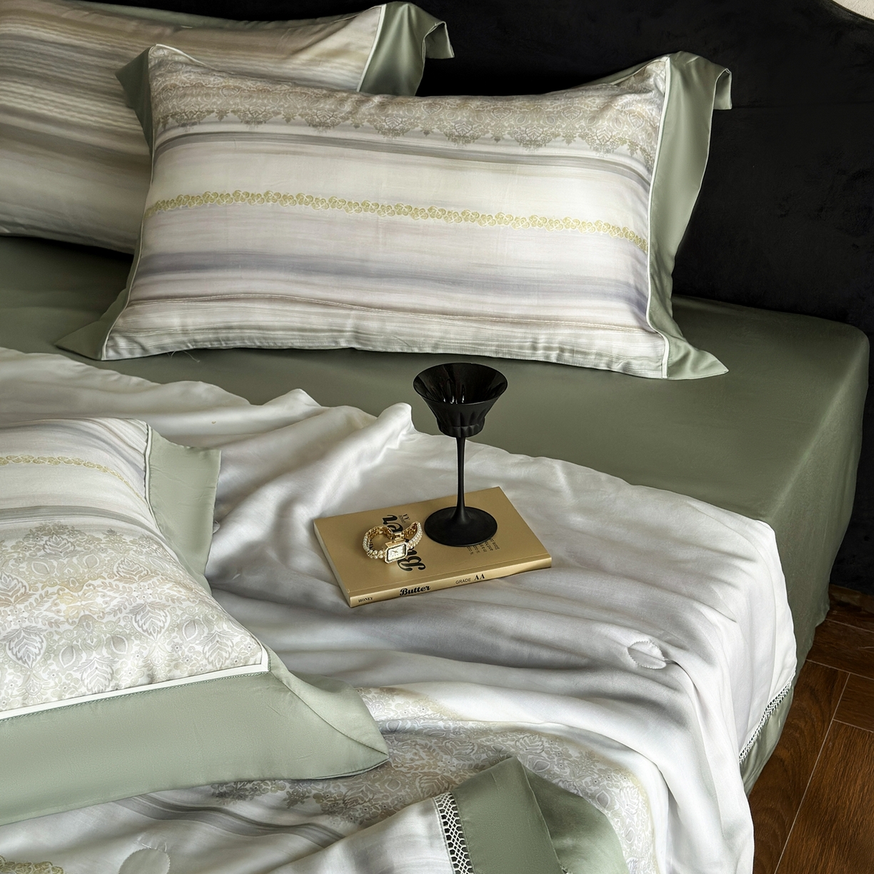 91家纺网 家纺一手货源 找家纺 娇逸家居 2026新款60s天丝数码印花夏被夏凉被空调被四件套 汀简