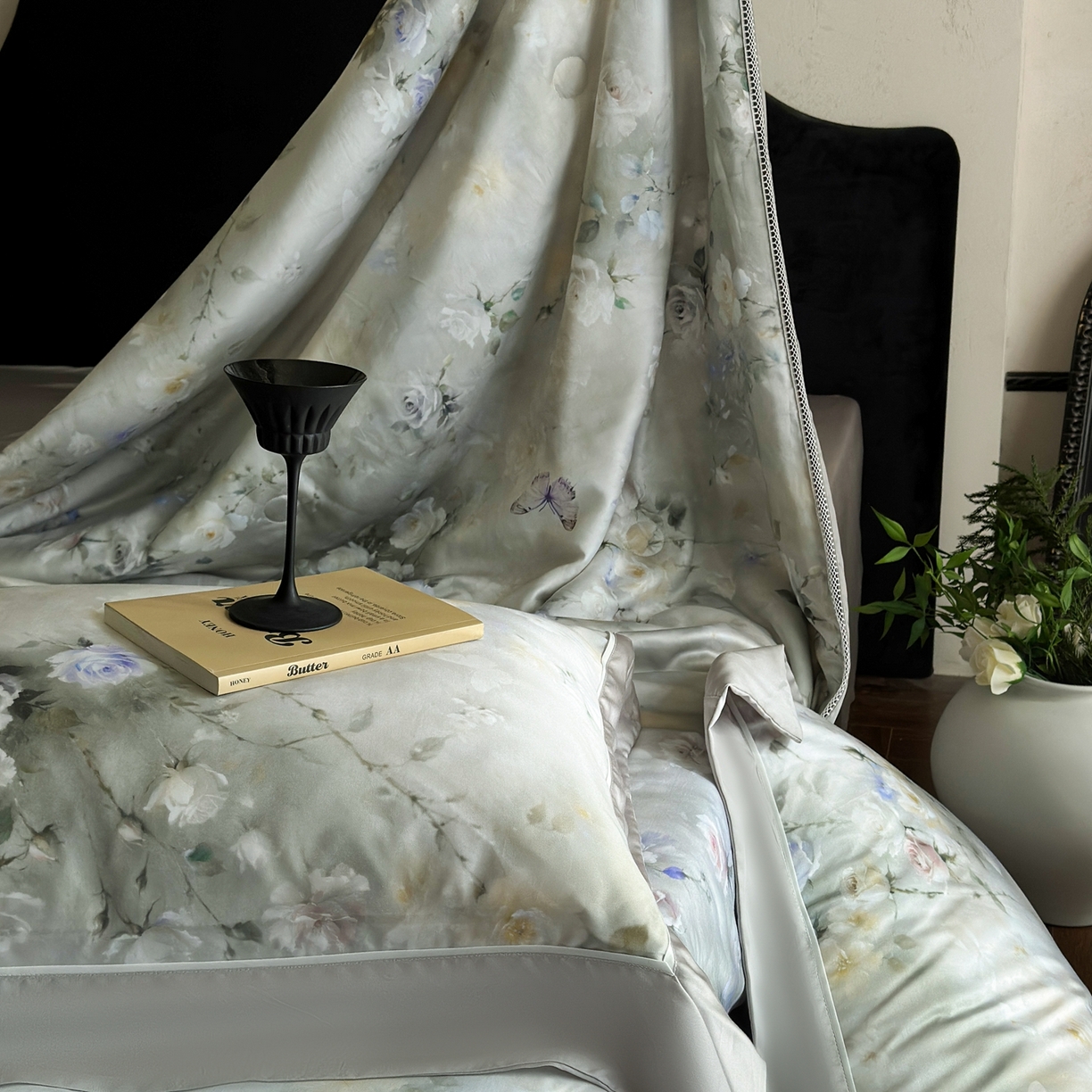 91家纺网 家纺一手货源 找家纺 娇逸家居 2026新款60s天丝数码印花夏被夏凉被空调被四件套 唯依