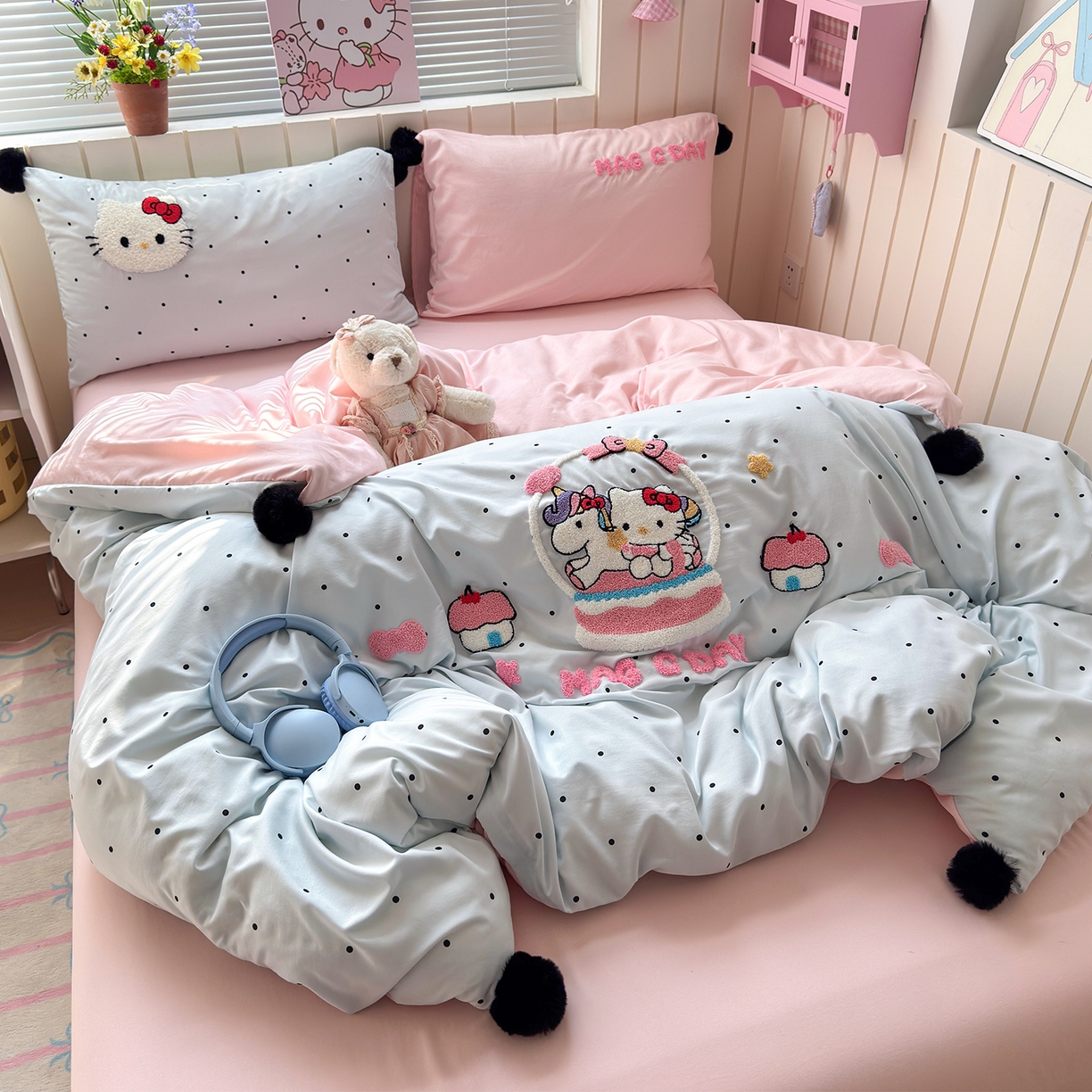 91家纺网 家纺一手货源 找家纺 优选 2026新款小红书热款毛球混搭风毛巾绣床上用品四件套韩版学生三件套 幸运加马-紫粉