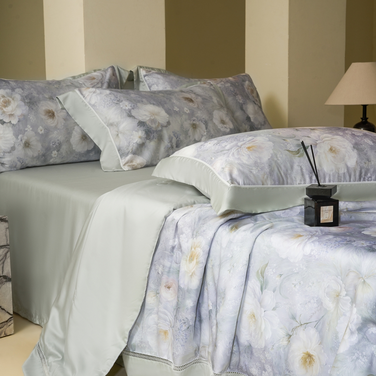 91家纺网 家纺一手货源 找家纺 娇逸家居 2026新款60s天丝数码印花夏被夏凉被空调被四件套 溪然