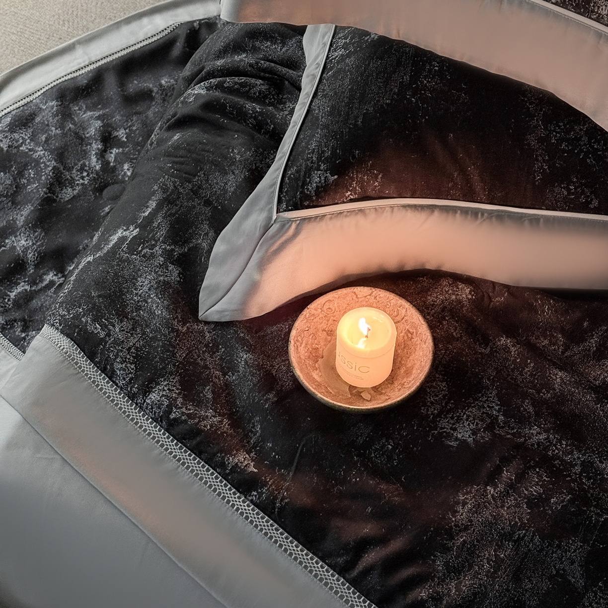 91家纺网 家纺一手货源 找家纺 娇逸家居 2026新款60s天丝数码印花夏被夏凉被空调被四件套 星罗