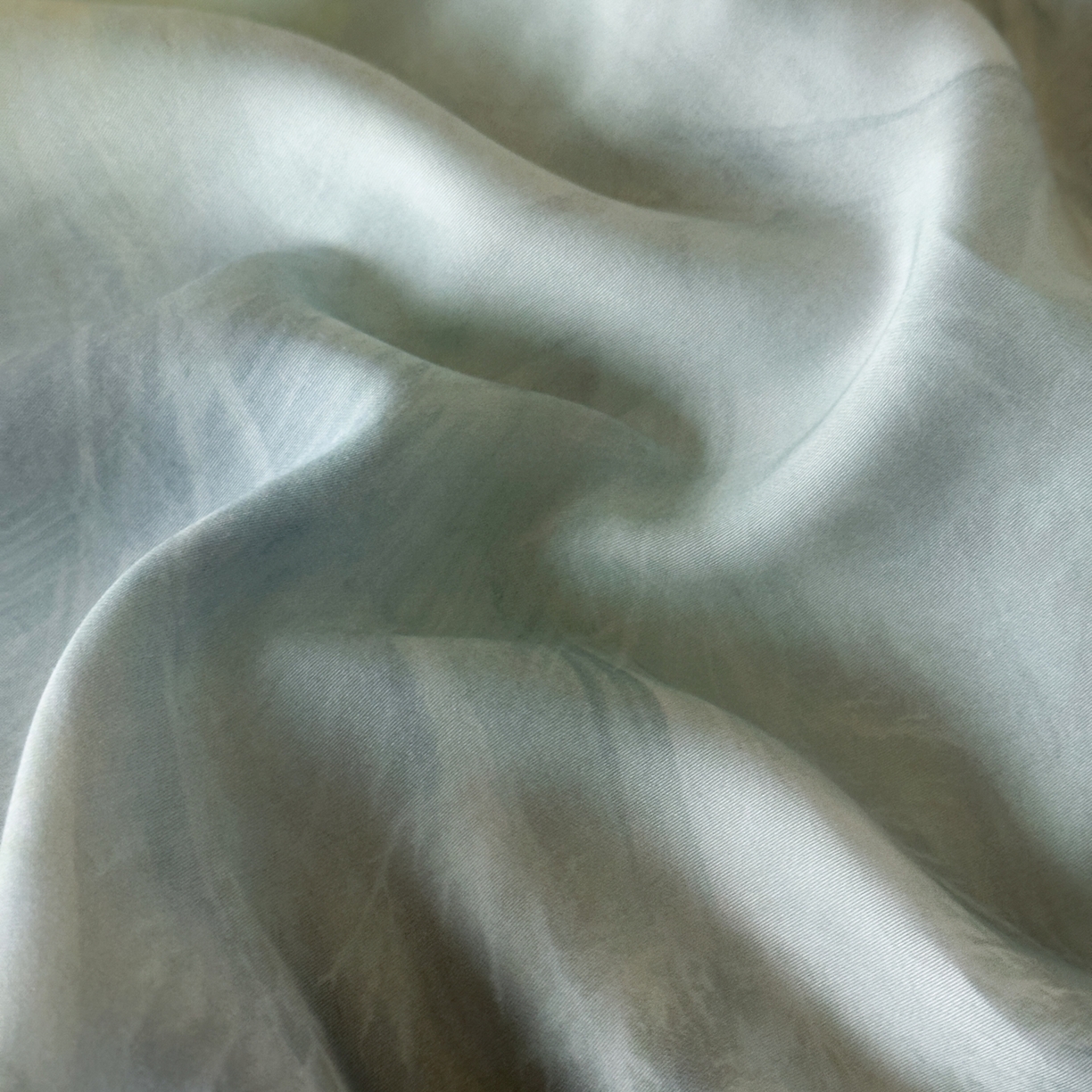 91家纺网 家纺一手货源 找家纺 娇逸家居 2026新款60s天丝数码印花夏被夏凉被空调被四件套 云雾间