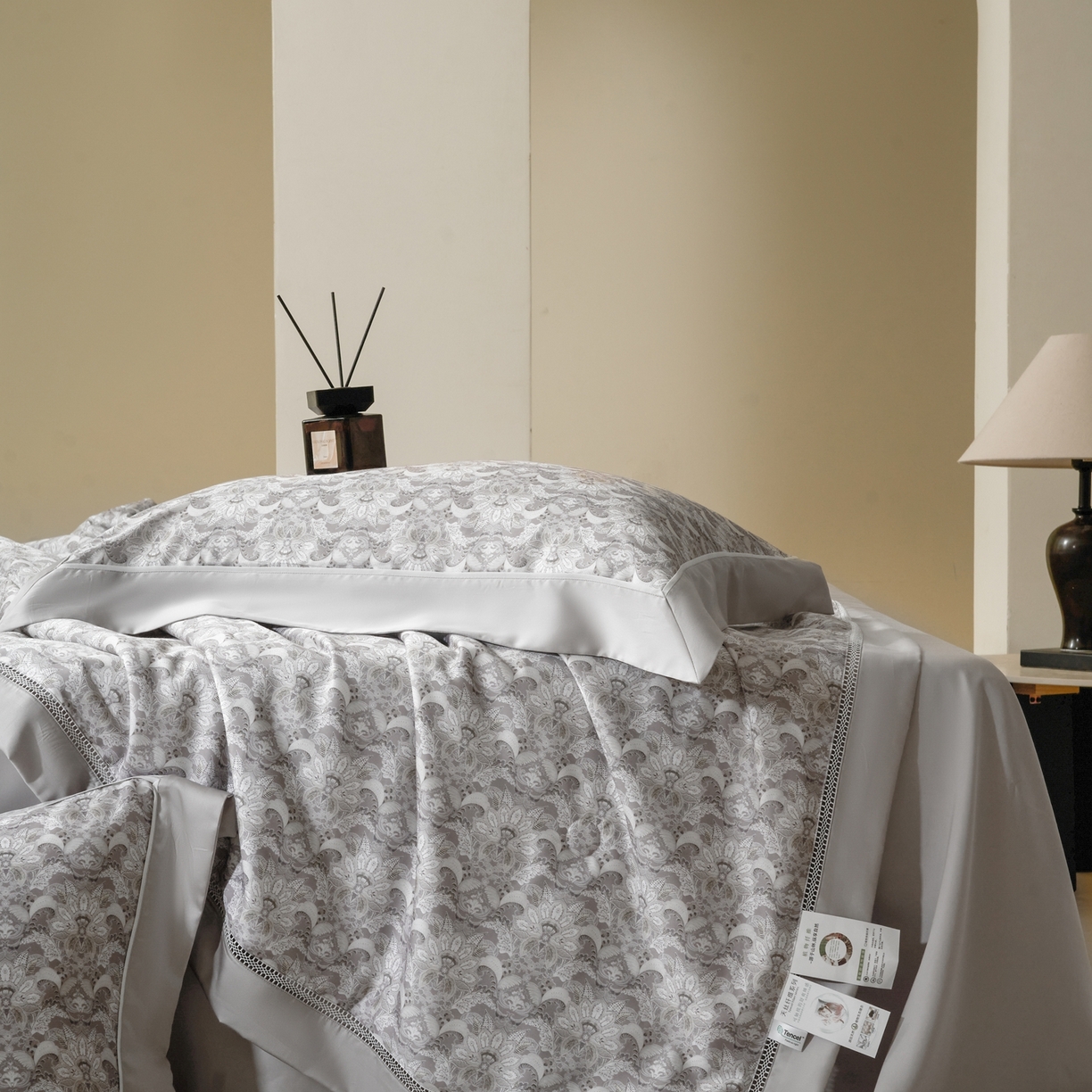 91家纺网 家纺一手货源 找家纺 娇逸家居 2026新款60s天丝数码印花夏被夏凉被空调被四件套 芷夕