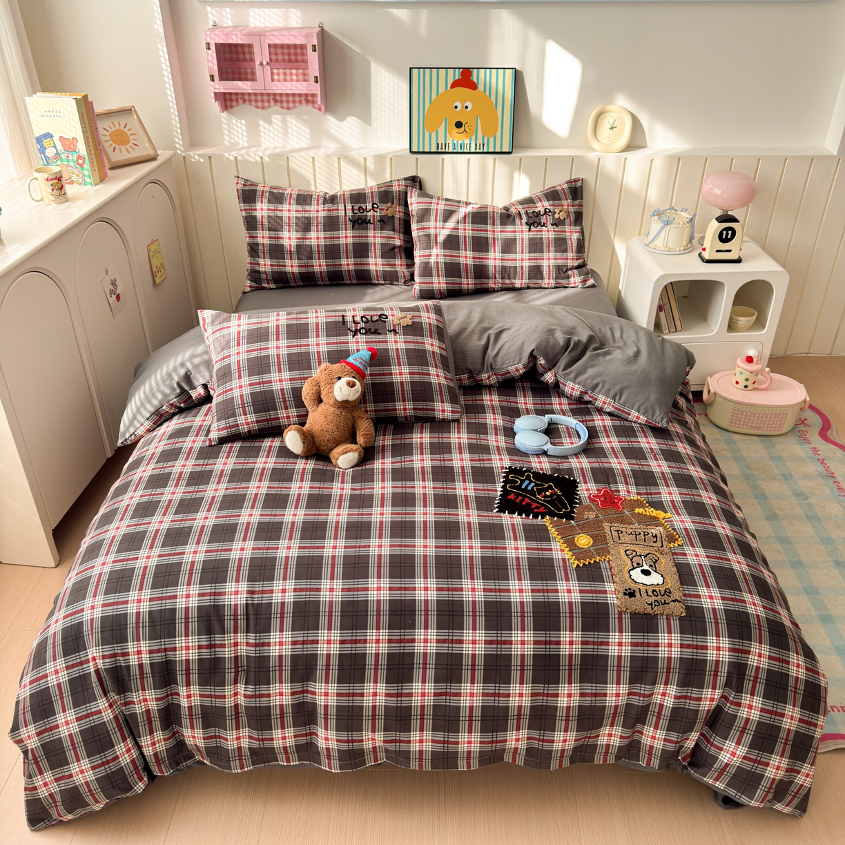 91家纺网 家纺一手货源 找家纺 （总）欣宜家纺 2026新款云朵棉毛巾绣床上四件套卡通被套床单学生宿舍三件套