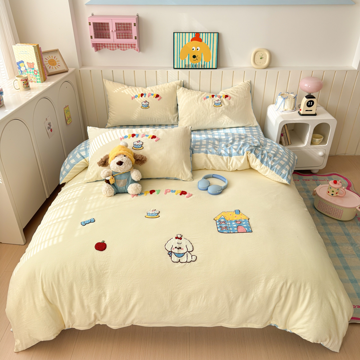 91家纺网 家纺一手货源 找家纺 （总）欣宜家纺 2026新款云朵棉毛巾绣床上四件套卡通被套床单学生宿舍三件套