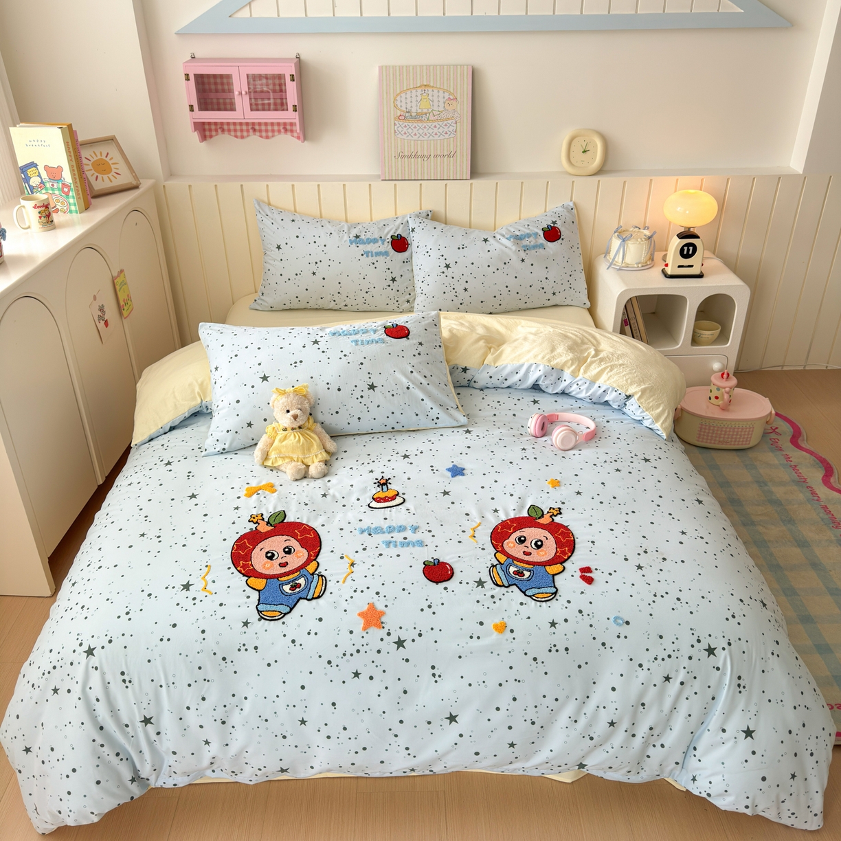 91家纺网 家纺一手货源 找家纺 （总）欣宜家纺 2026新款云朵棉毛巾绣床上四件套卡通被套床单学生宿舍三件套