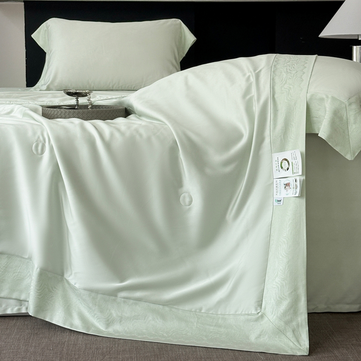 91家纺网 家纺一手货源 找家纺 娇逸家居 2026新款60天丝素色金丝提花拼边款夏被夏凉被空调被四件套-芙莉 夏绿