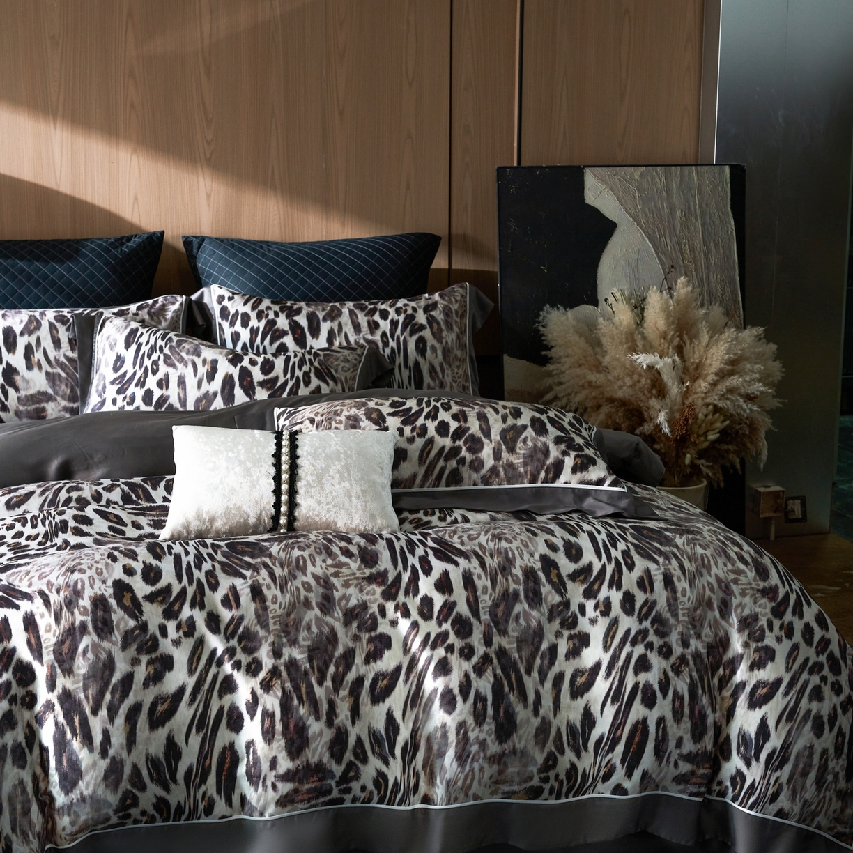 91家纺网 家纺一手货源 找家纺 娇逸家居 2026新款60s兰精天丝数码印花四件套 伶野