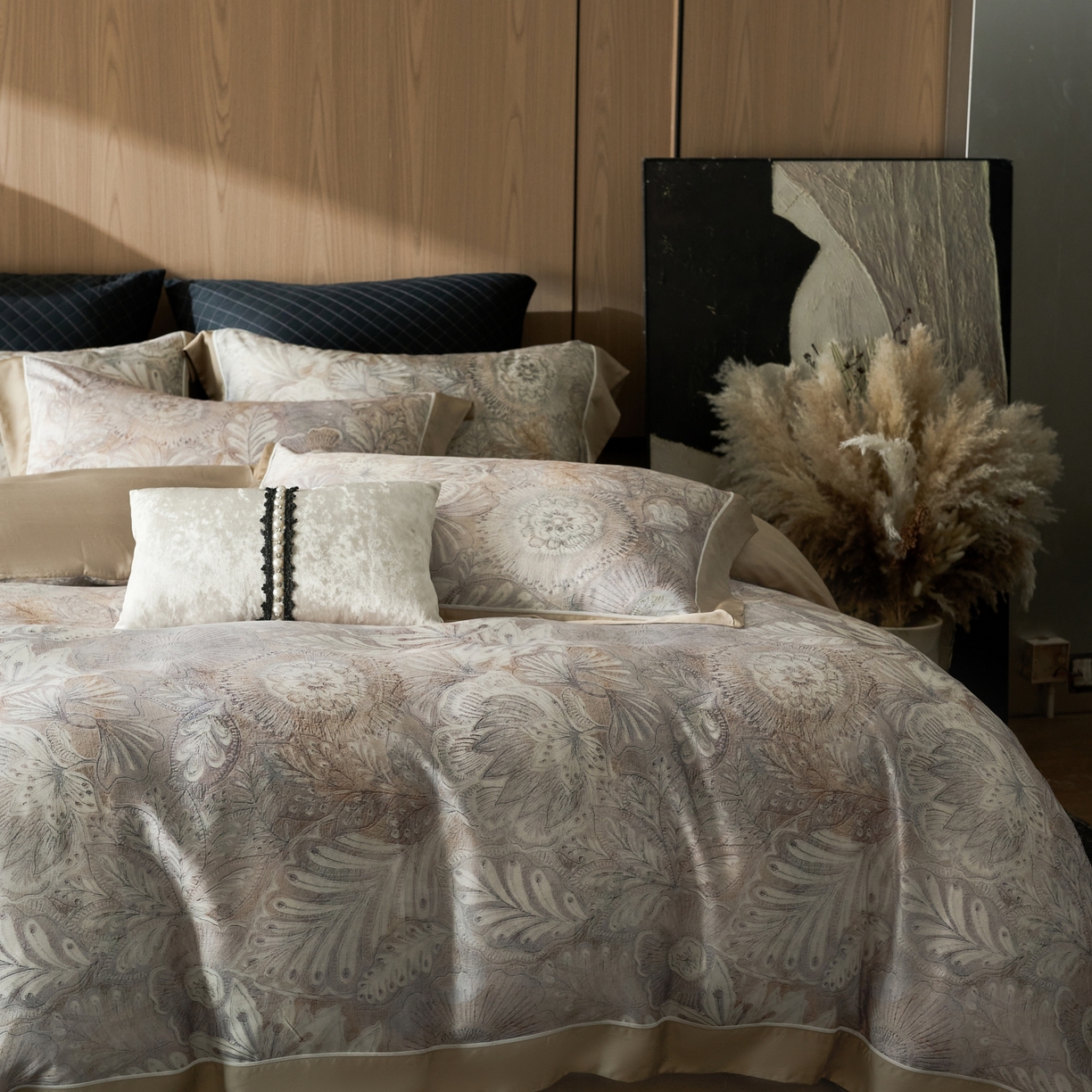 91家纺网 家纺一手货源 找家纺 娇逸家居 2026新款60s兰精天丝数码印花四件套 遇春