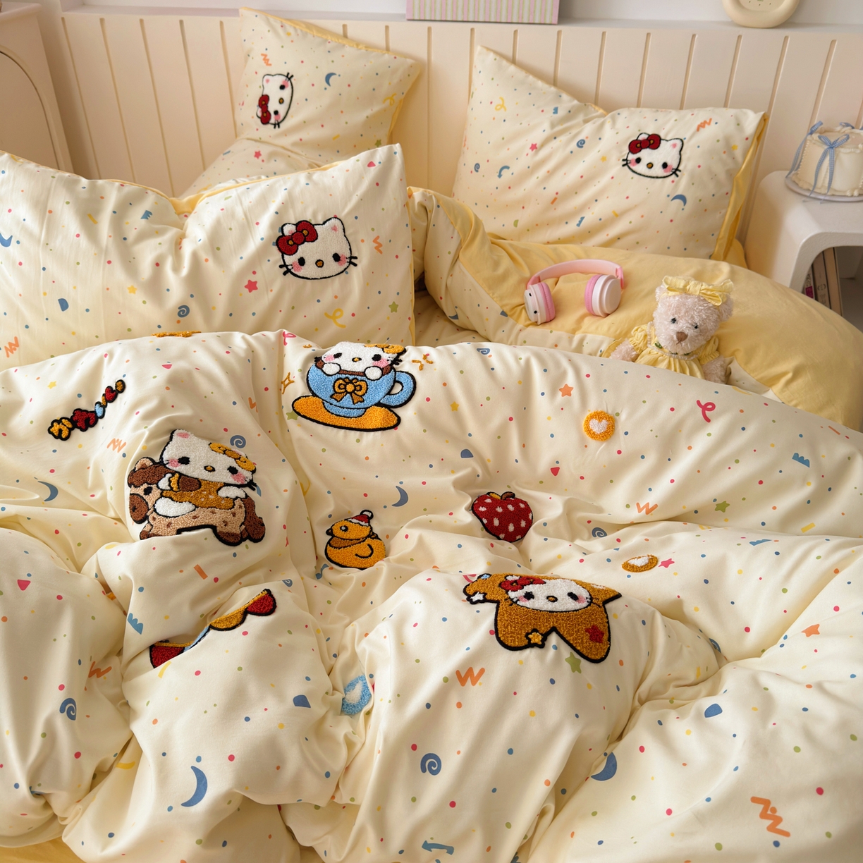 91家纺网 家纺一手货源 找家纺 欣宜家纺 2026新款云朵棉毛巾绣床上四件套卡通被套床单学生宿舍三件套 木马猫