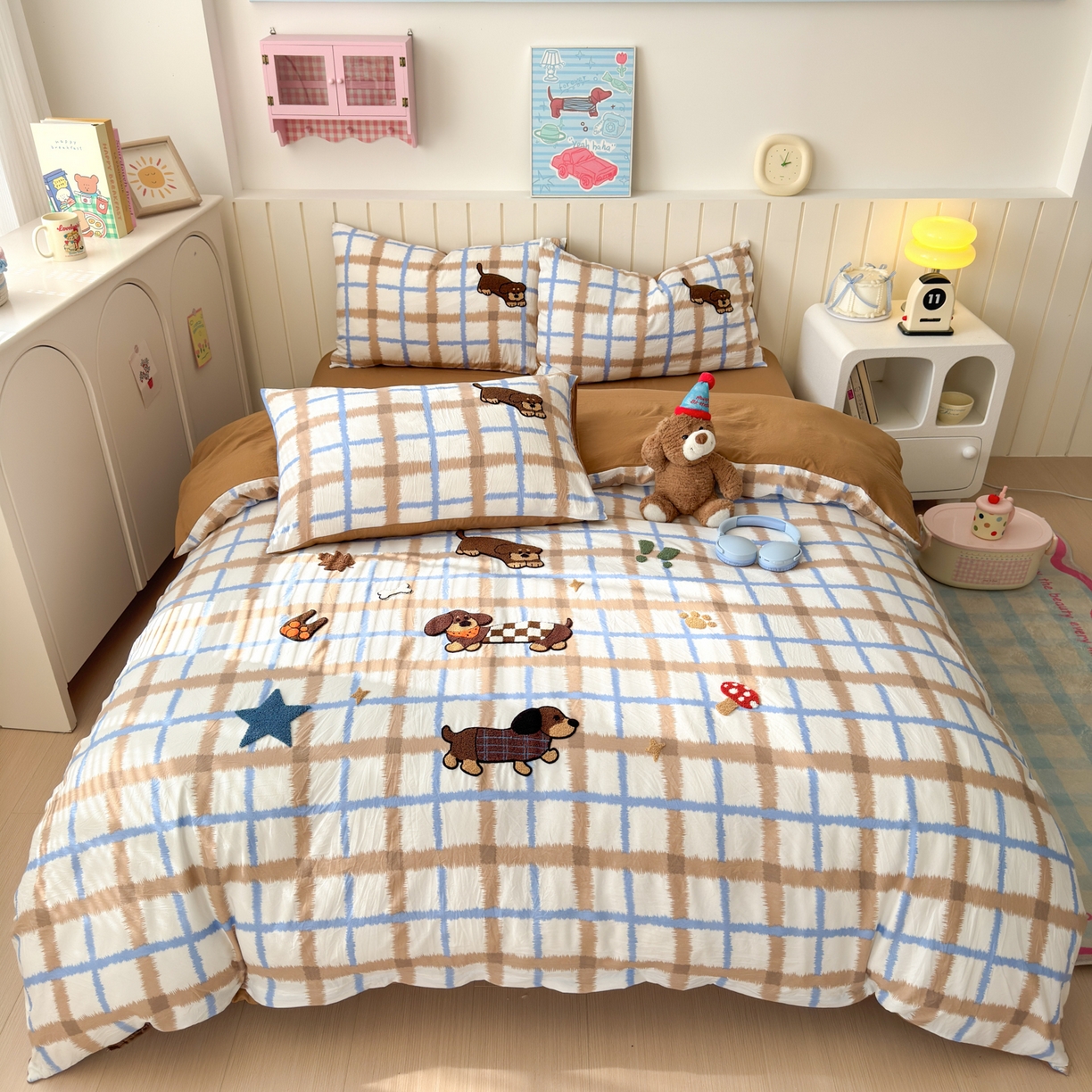 欣宜家纺 2026新款云朵棉毛巾绣床上四件套卡通被套床单学生宿舍三件套 小狗汪汪