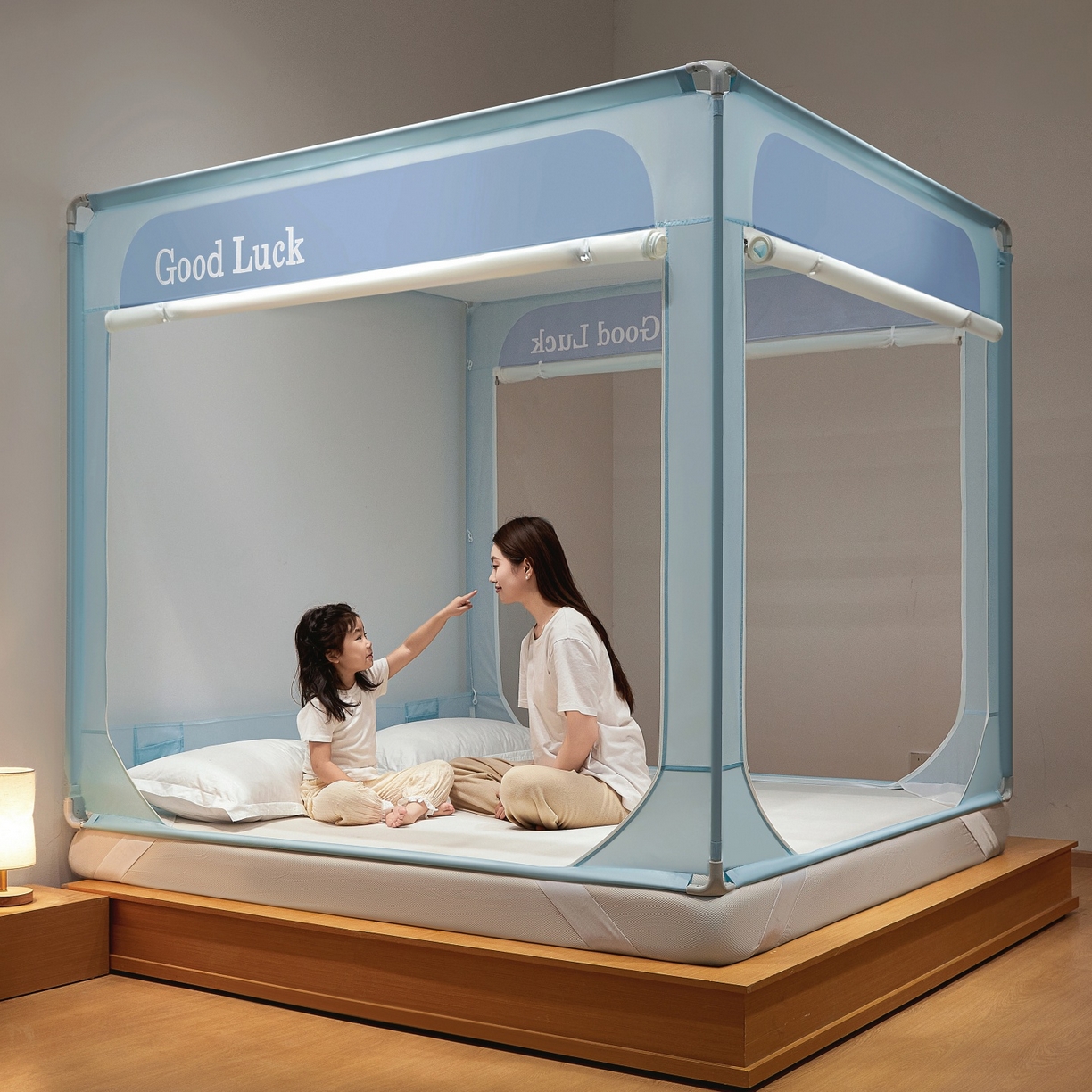 91家纺网 家纺一手货源 找家纺 （总）雪姿家纺 2026新款外穿杆三开u型门回底床笠款防摔蚊帐-星梦