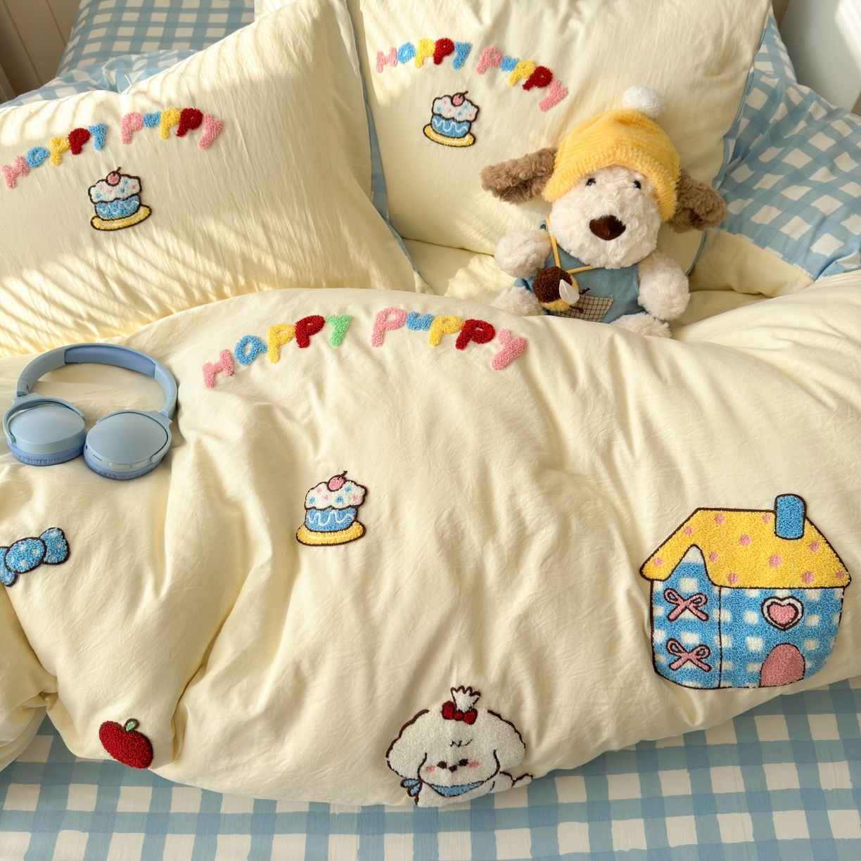 91家纺网 家纺一手货源 找家纺 （总）欣宜家纺 2026新款云朵棉毛巾绣床上四件套卡通被套床单学生宿舍三件套