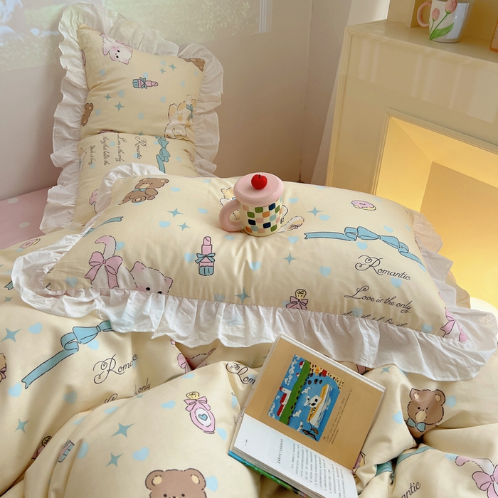 91家纺网 家纺一手货源 找家纺 六巷胡同 2026新款韩式INS减龄花边款全棉卡通四件套（会员-5元) 花边猫咪甜甜圈