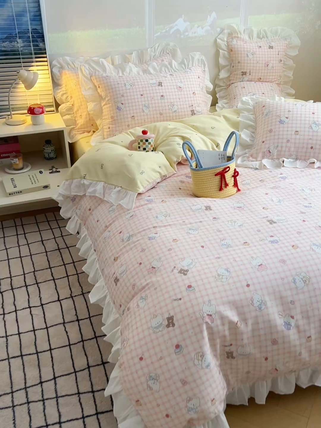 91家纺网 家纺一手货源 找家纺 六巷胡同 2026新款韩式INS减龄花边款全棉卡通四件套（会员-5元) 花边卡哇伊猫咪