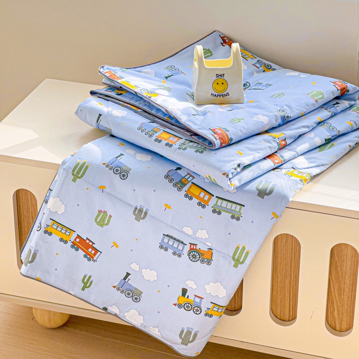 91家纺网 家纺一手货源 找家纺 十九色 2026新款宝宝幼儿园小被子儿童夏凉被夏季夏被空调被 小火车