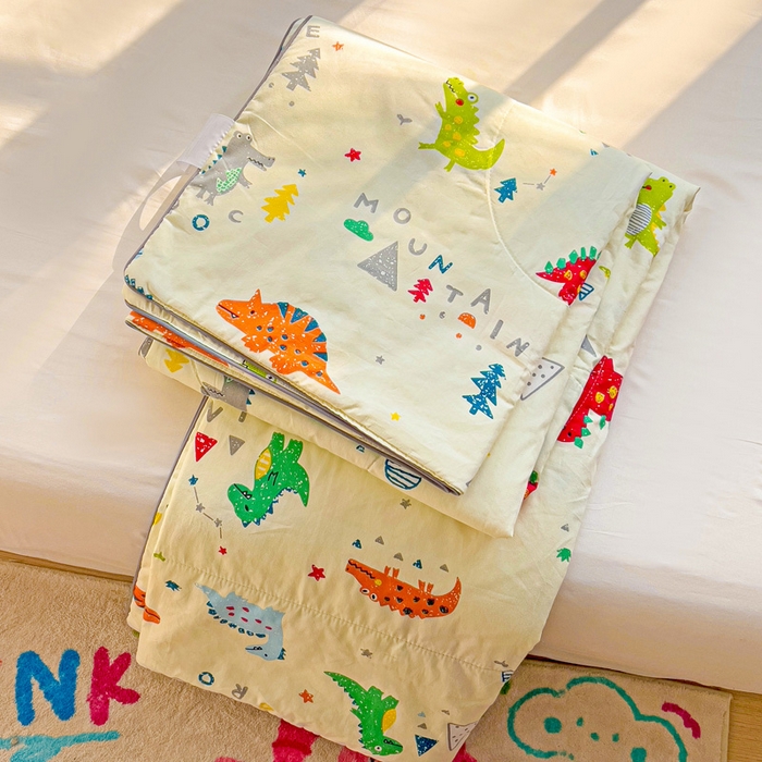 91家纺网 家纺一手货源 找家纺 十九色 2026新款宝宝幼儿园小被子儿童夏凉被夏季夏被空调被 小恐龙