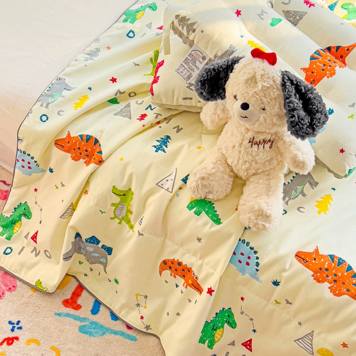 91家纺网 家纺一手货源 找家纺 十九色 2026新款宝宝幼儿园小被子儿童夏凉被夏季夏被空调被 小恐龙