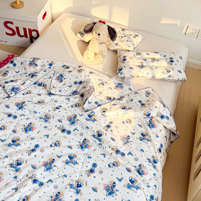 91家纺网 家纺一手货源 找家纺 十九色 2026新款宝宝幼儿园小被子儿童夏凉被夏季夏被空调被 星际旅行