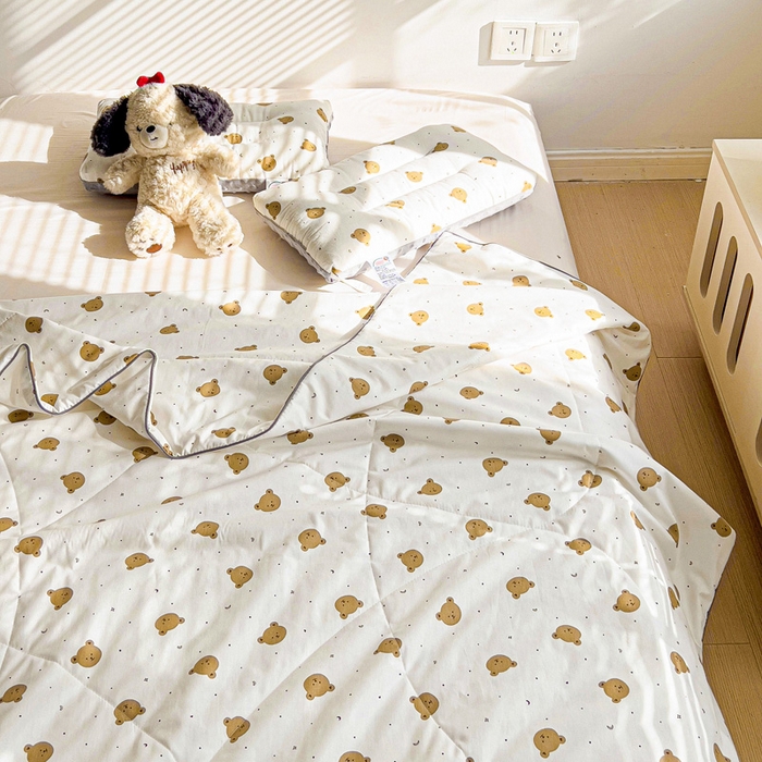 91家纺网 家纺一手货源 找家纺 十九色 2026新款宝宝幼儿园小被子儿童夏凉被夏季夏被空调被 熊宝宝