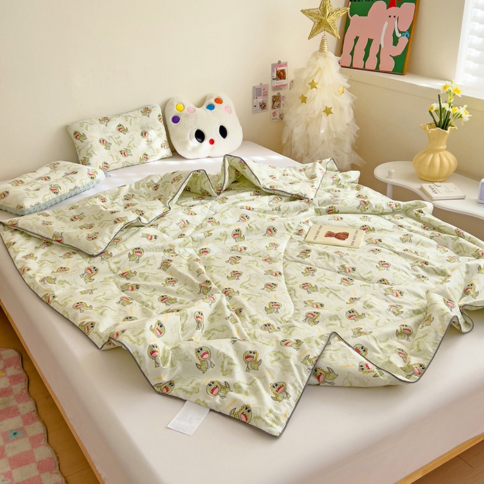 91家纺网 家纺一手货源 找家纺 十九色 2026新款宝宝幼儿园小被子儿童夏凉被夏季夏被空调被 绿恐龙