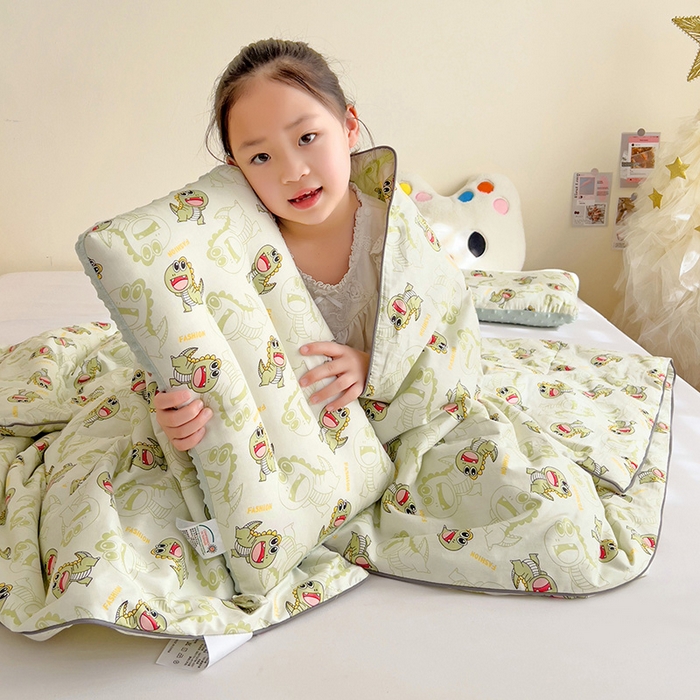 91家纺网 家纺一手货源 找家纺 十九色 2026新款宝宝幼儿园小被子儿童夏凉被夏季夏被空调被 绿恐龙