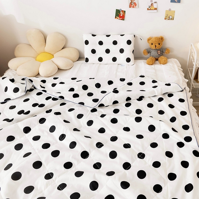 91家纺网 家纺一手货源 找家纺 十九色 2026新款宝宝幼儿园小被子儿童夏凉被夏季夏被空调被 波点